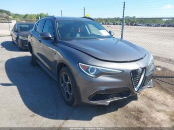  Salvage Alfa Romeo Stelvio
