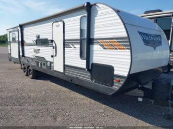  Salvage Wildwood 31ft Kqbts