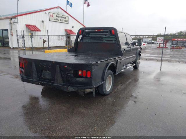 Chevrolet Silverado 3500 Work Truck Image 5