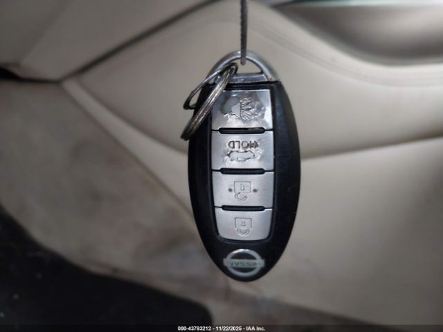 INFINITI JX35 Image 2