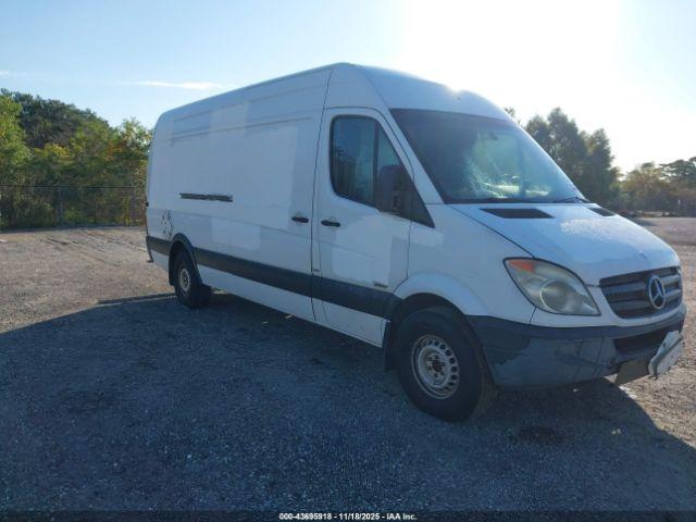  Salvage Mercedes-Benz Sprinter 2500