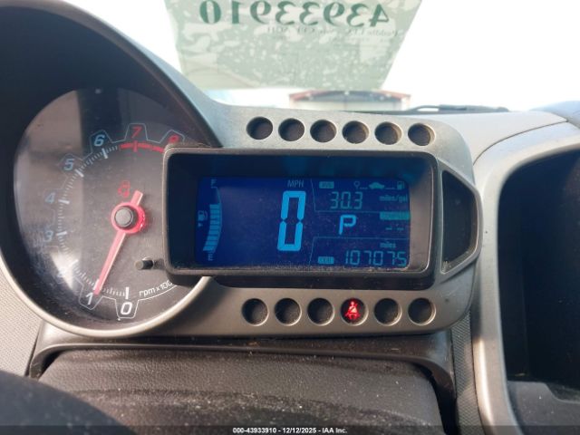 Chevrolet Sonic Ls Auto Image 4