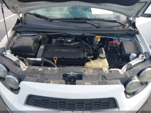 Chevrolet Sonic Ls Auto Image 10