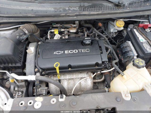 Chevrolet Sonic Lt Auto Image 10