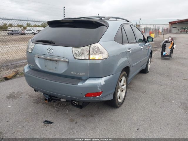 Lexus RX Image 4