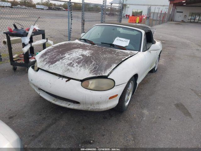 Mazda MX-5 Miata Image 10