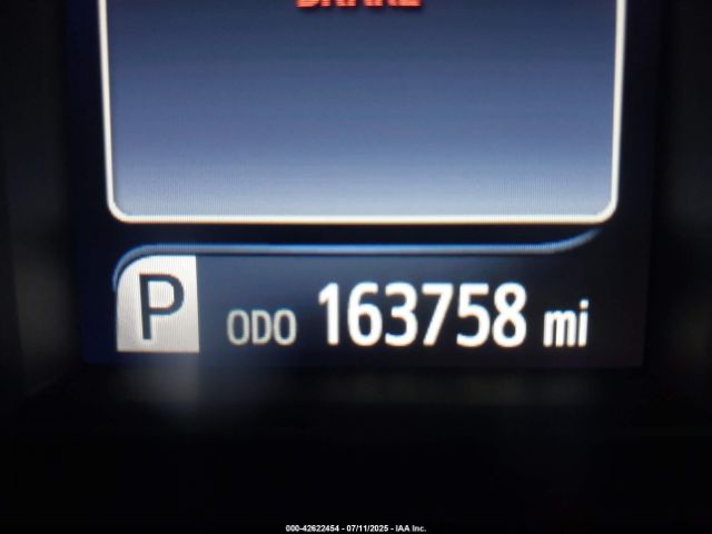 Toyota Camry Se Image 13