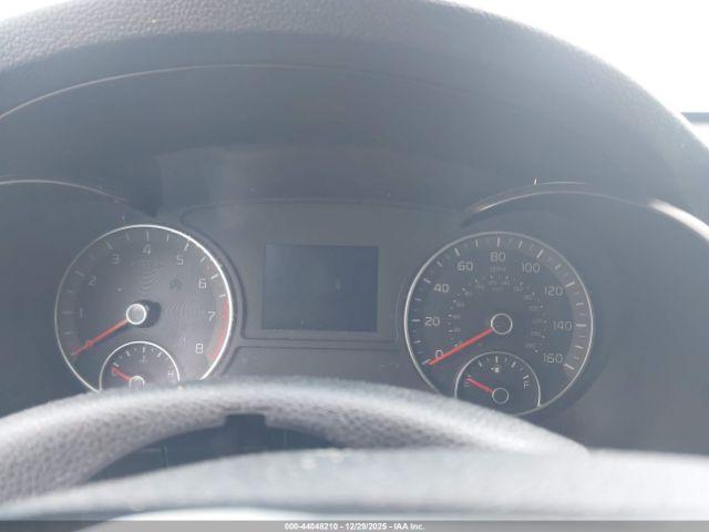 Kia Optima Lx Image 14