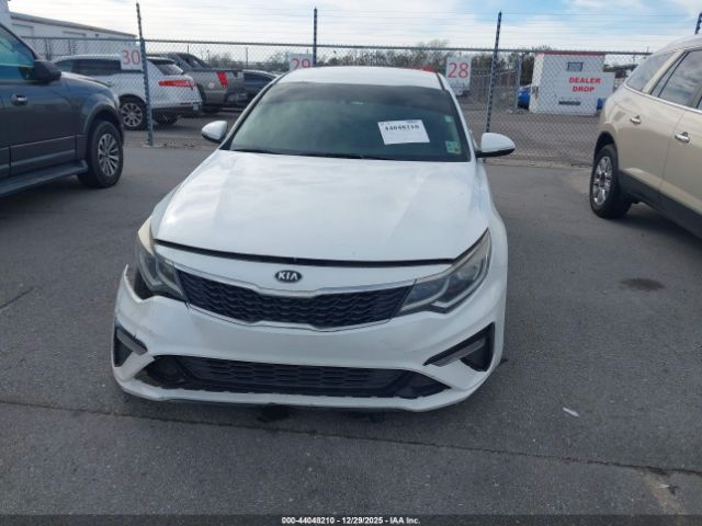 Kia Optima Lx Image 9