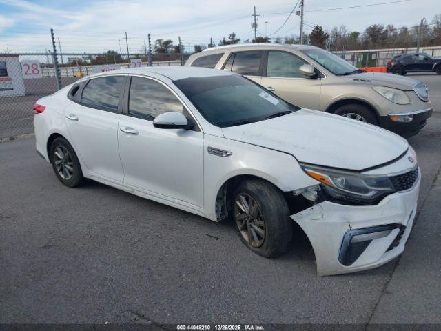 Kia Optima Lx Image 4