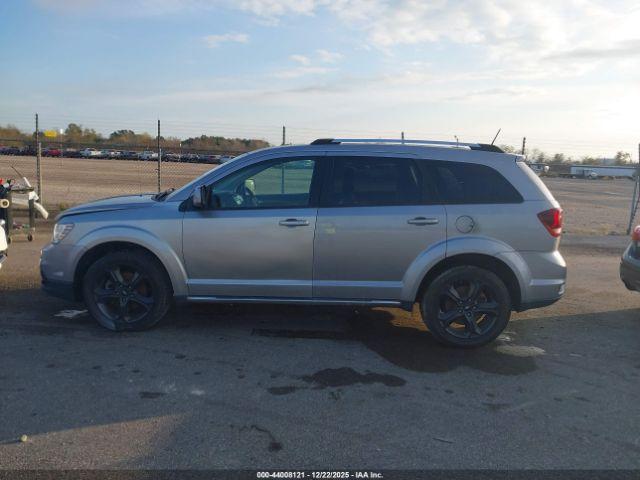 Dodge Journey Crossroad Awd Image 14