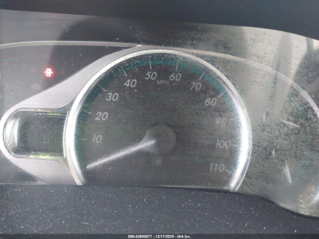 Toyota Sienna Limited V6 7 Passenger Image 15