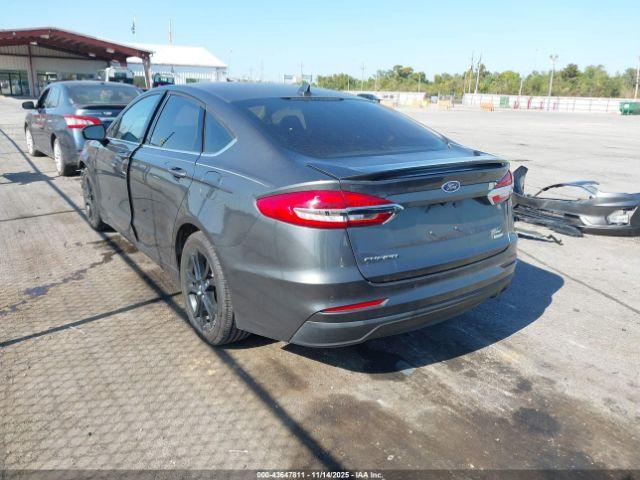 Ford Fusion Se Image 5