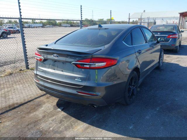 Ford Fusion Se Image 8