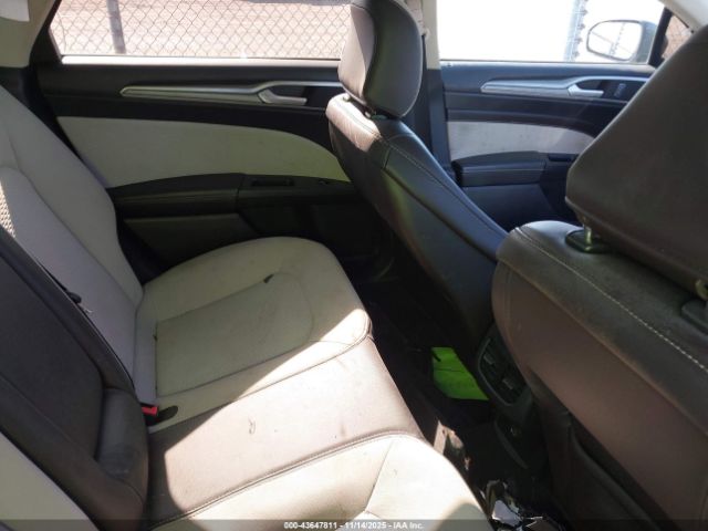 Ford Fusion Se Image 10