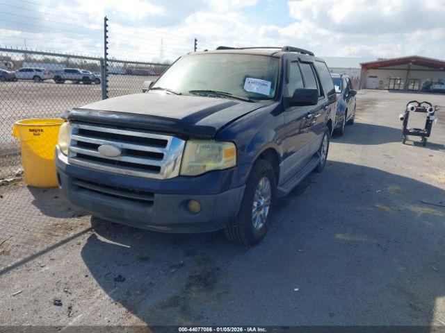 Ford Expedition Xlt Image 2
