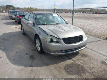  Salvage Nissan Altima