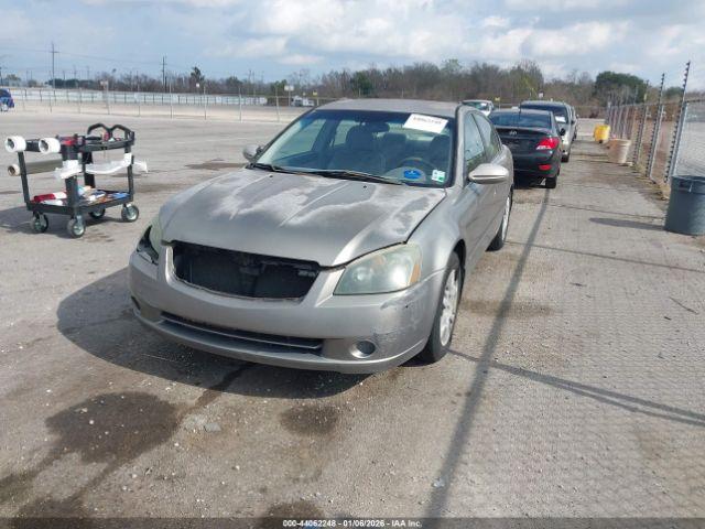 Nissan Altima 2.5 S Image 4