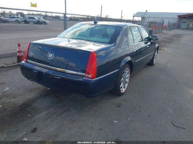 Cadillac DTS 1sb Image 4