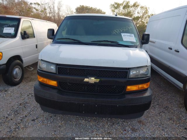 Chevrolet Express Work Van Image 15