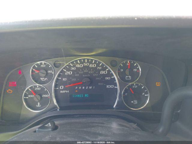 Chevrolet Express Work Van Image 6